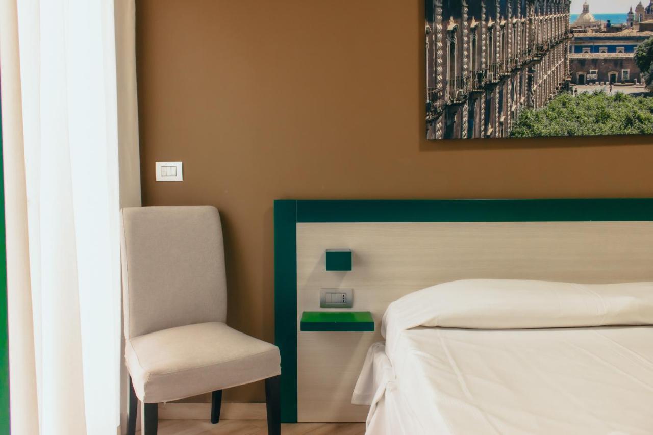 Guesthouse Ughetti 21 Catania Kültér fotó